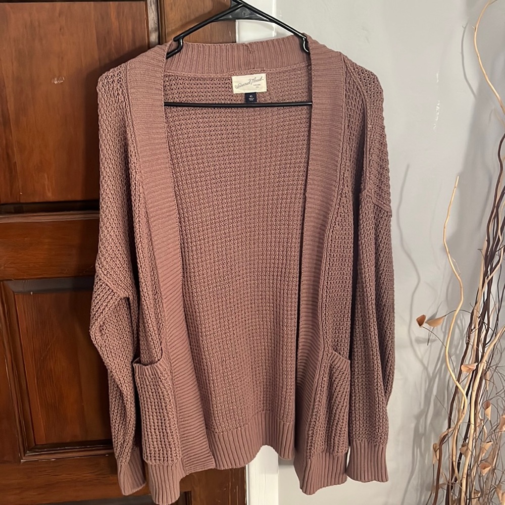 Universal Thread Small Cardigan neutral light brown